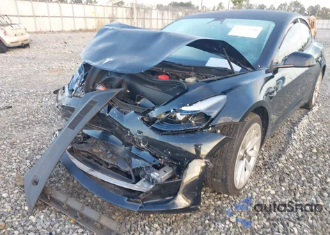 2021 Tesla Model 3 Standard Range Plus Rear-Wheel Drive z USA, uszkodzony, nr VIN 5YJ3E1EA0MF838509